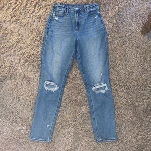 American Eagle Curvy-fit mom jeans